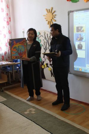 Саят Кабылулы Медеуов посетил центр дневного пребывания «Үміт».