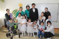 Өмірқұл Өтегенұлы Айниязов "Үміт" орталығында қонақта болды.